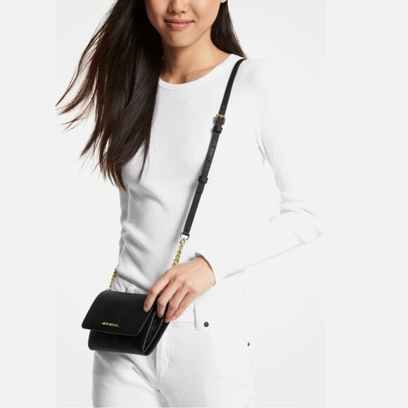 New Michael Kors Jet Set Travel Medium Phone Crossbody Saffiano Leather Black - Picture 2 of 6